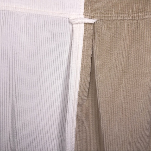 Small American Eagle Outfitters Colorblock Corduroy Button Up Top Beige White - Picture 11 of 15